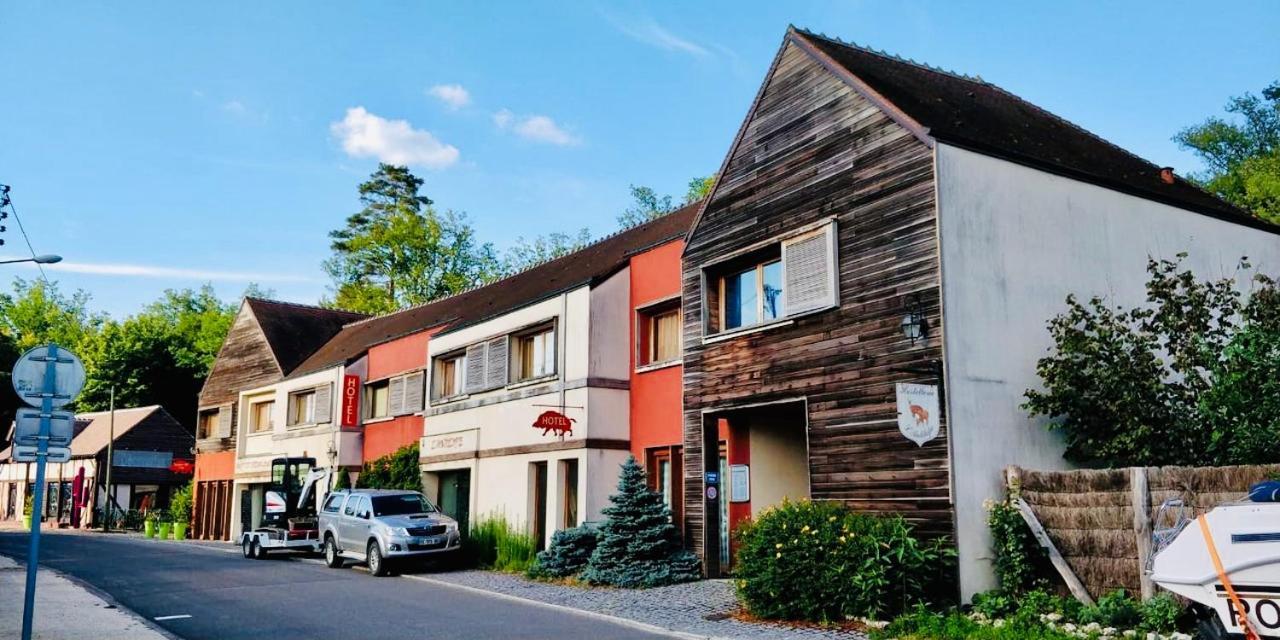 Hotel L'Antilope Nancay Exterior foto